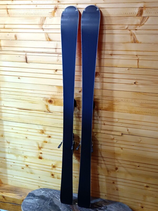 LYŽE XO TEEN SWISS SKI 148CM